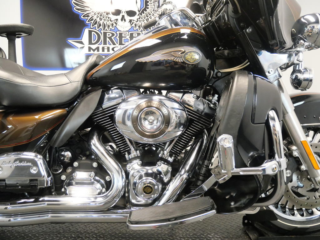 Electra Glide® Ultra® Limited 110th Anniversary