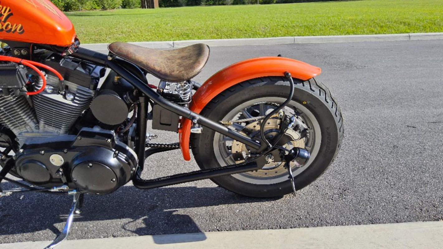 Sportster® 883 Custom