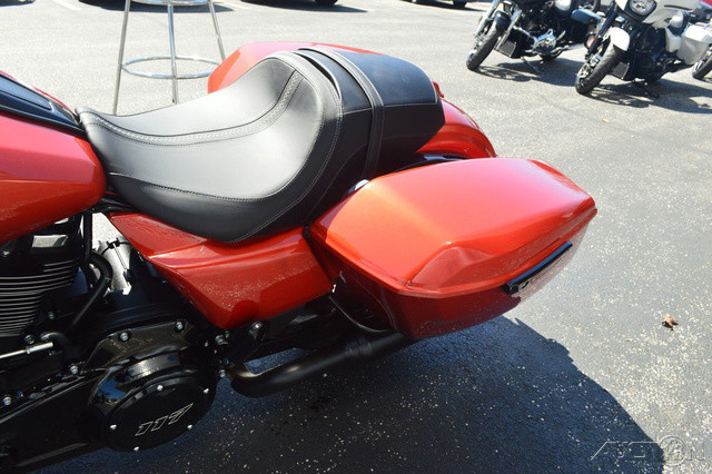 Street Glide®