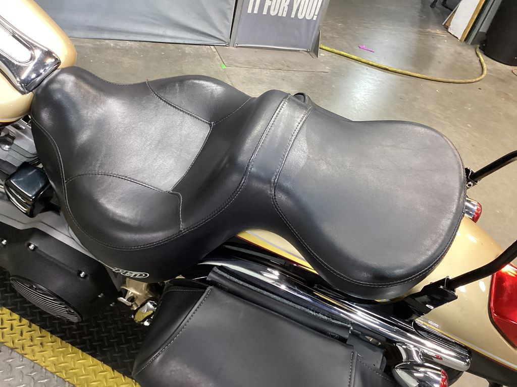 Screamin' Eagle® Softail® Deuce