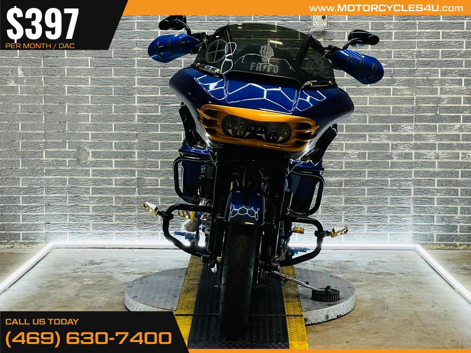 Road Glide®