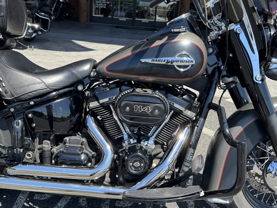 Softail® Heritage Classic 114