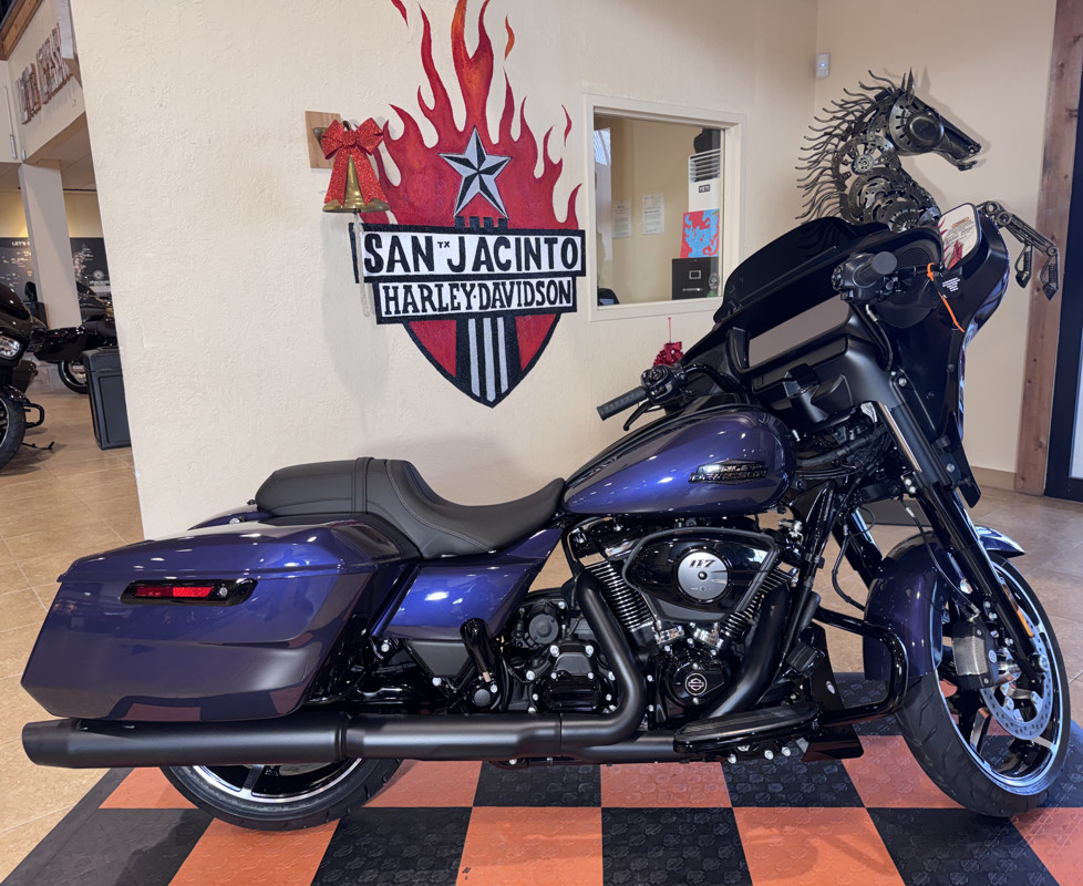 Street Glide®