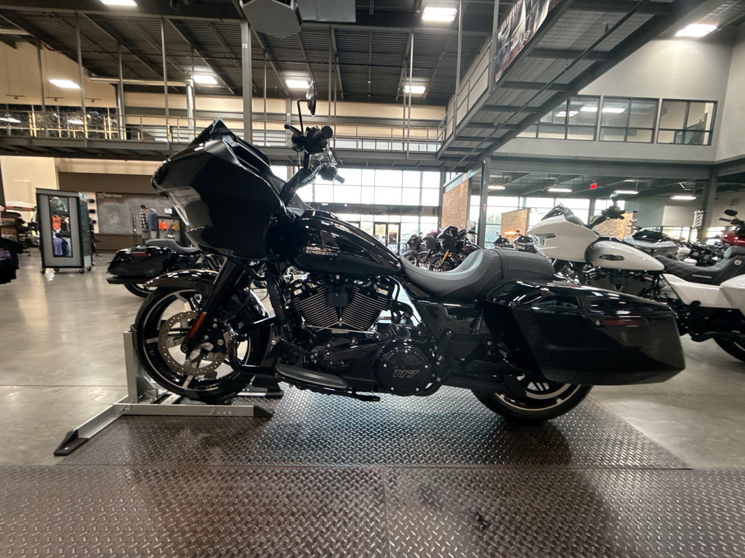 Road Glide®