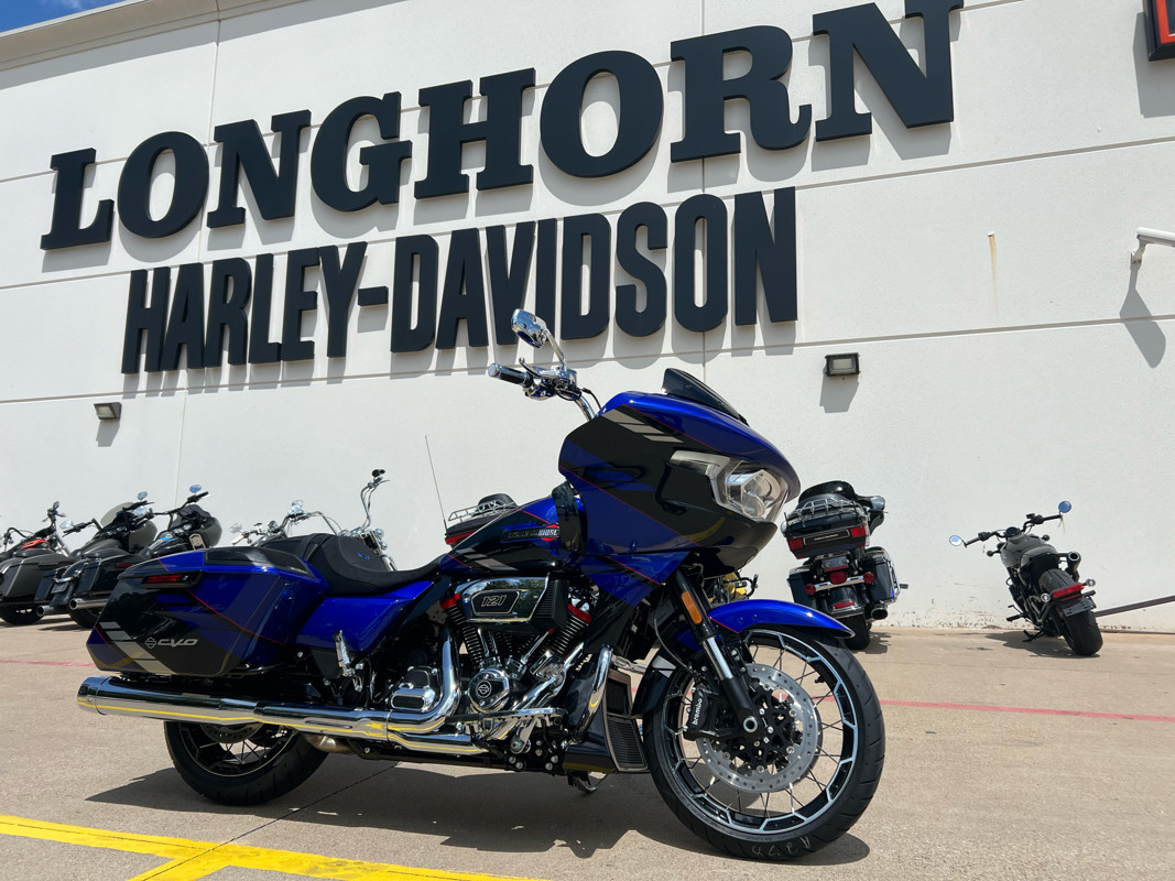 CVO® Road Glide®