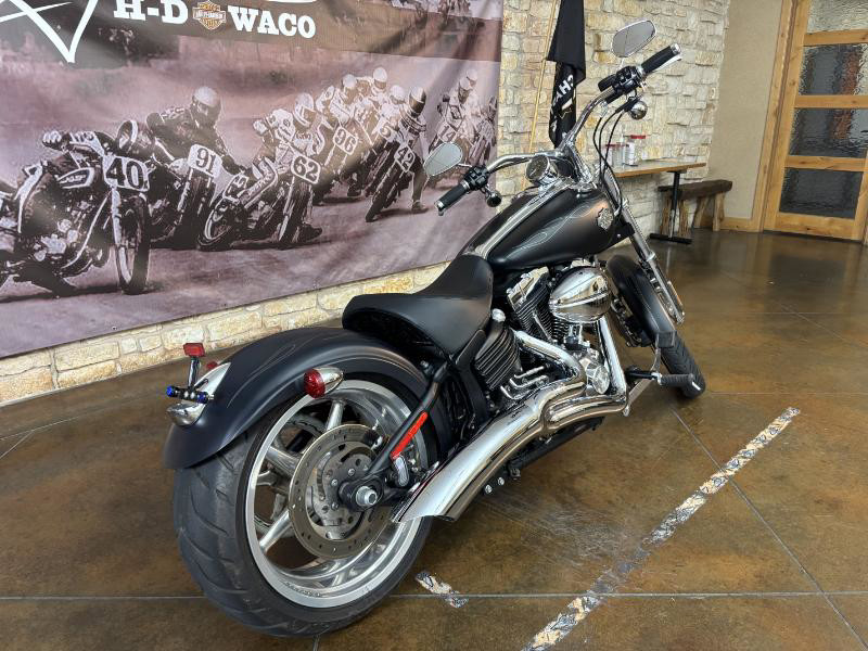 Softail® Rocker™ C