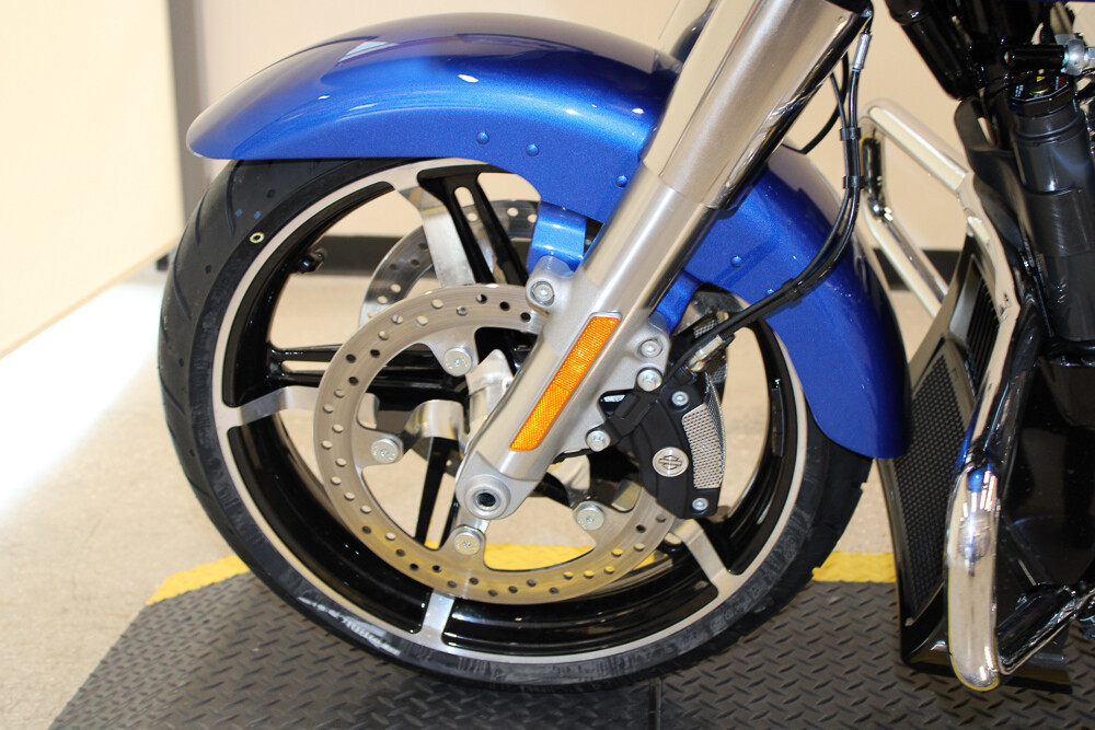 Road Glide®