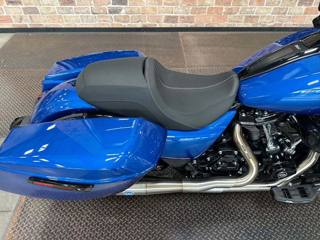 Road Glide®