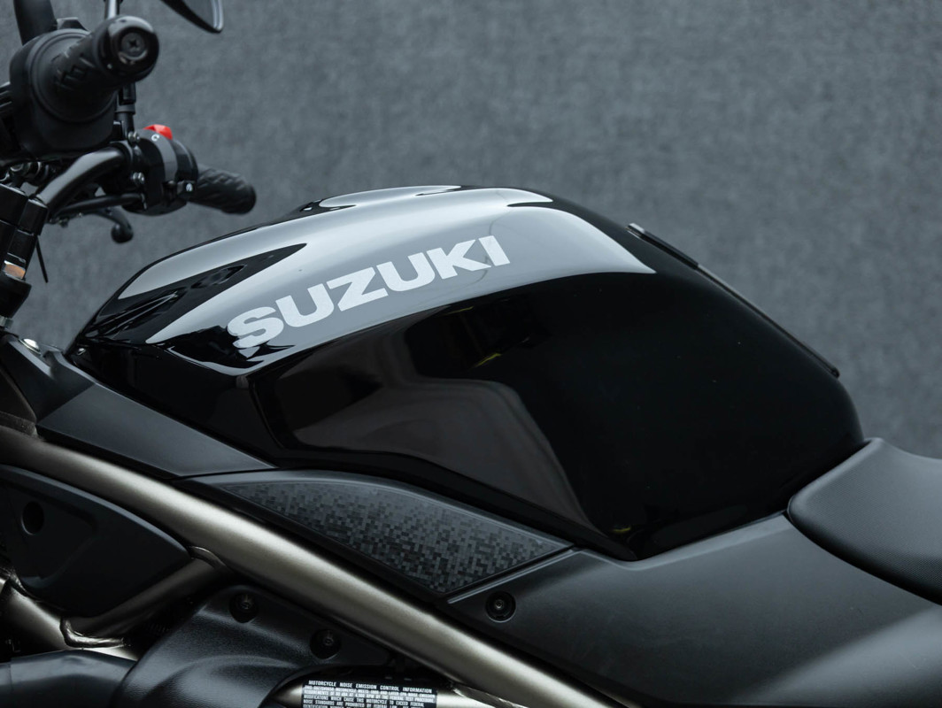 SV650