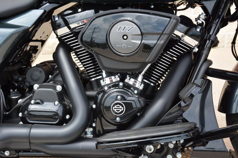Road Glide®