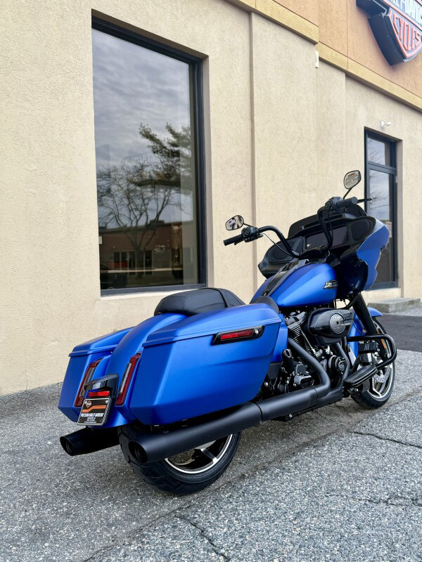 Road Glide®