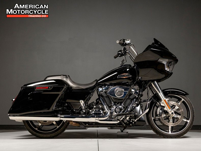 Road Glide®