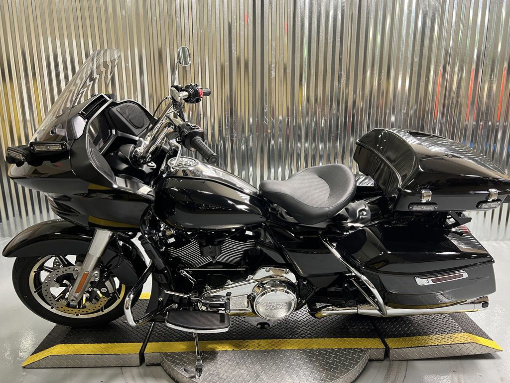 Road Glide®
