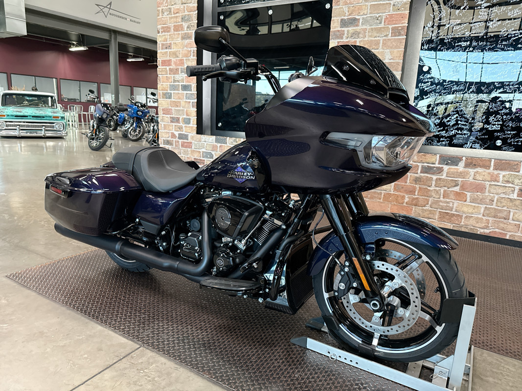 Road Glide®