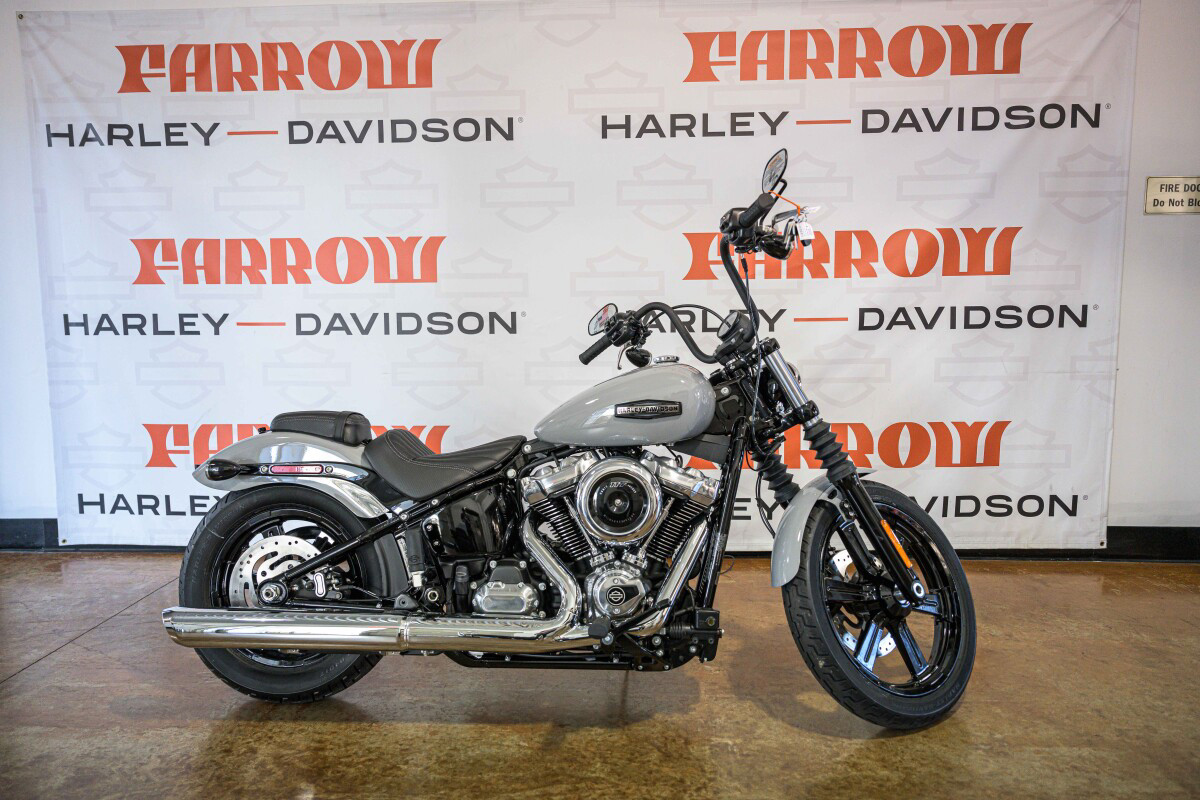 Street Bob®