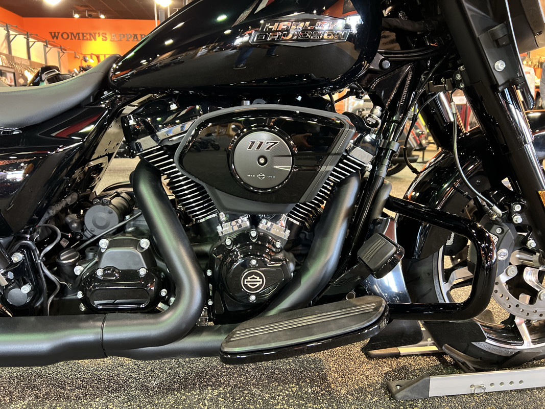 Street Glide®