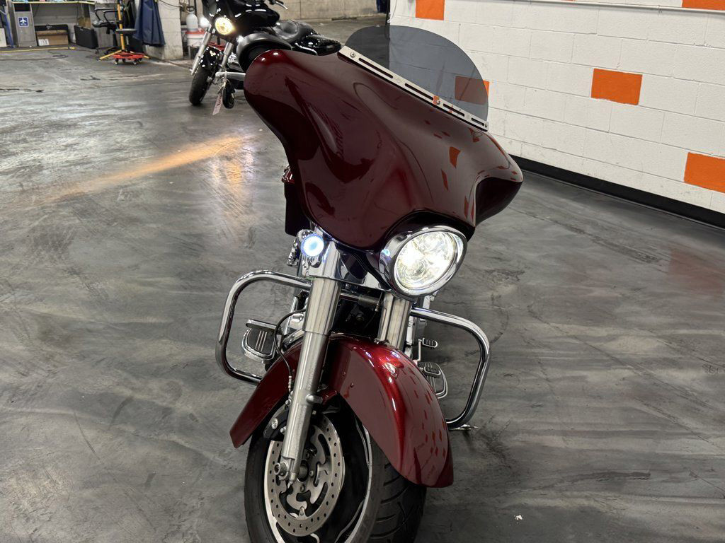 Street Glide®