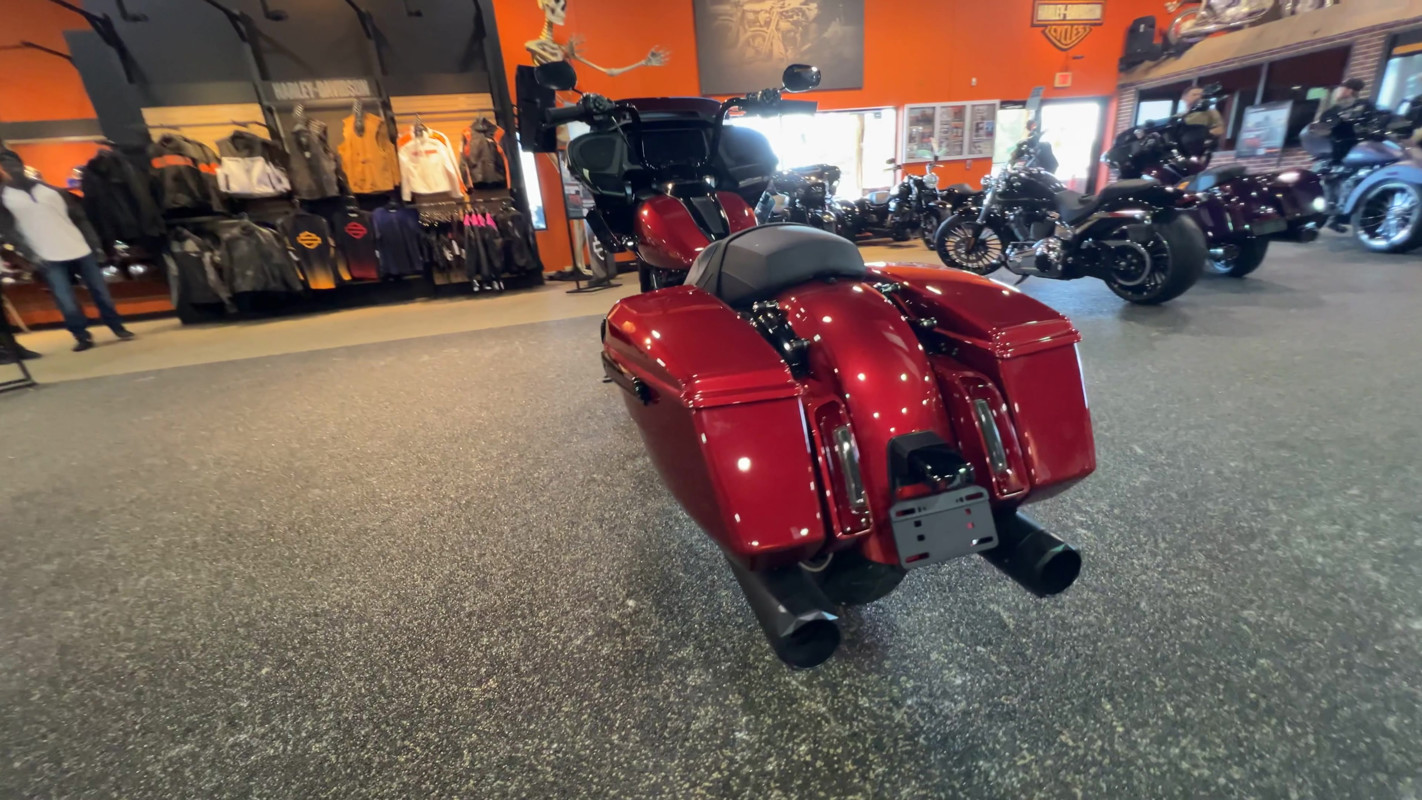 Road Glide®