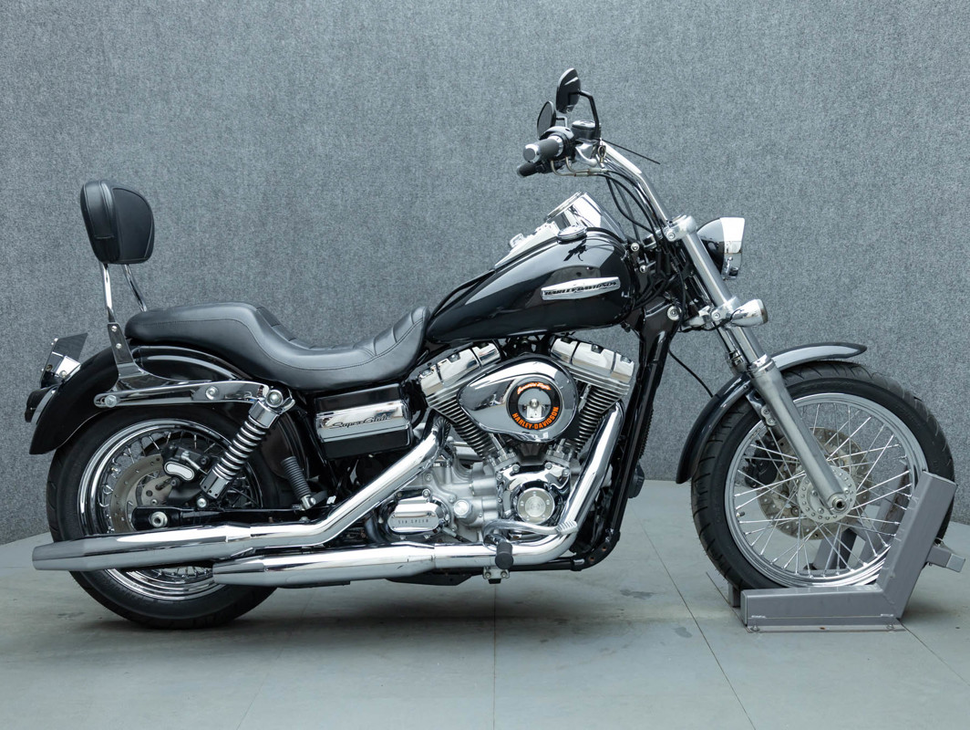 Dyna® Super Glide® Custom