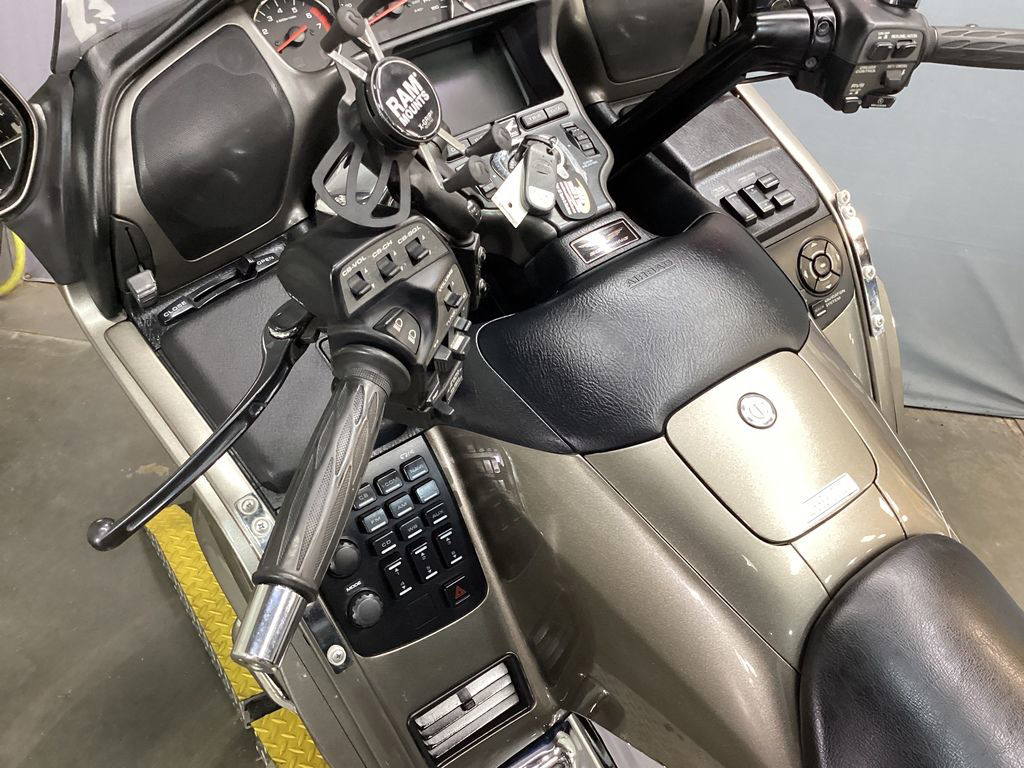 Gold Wing Airbag