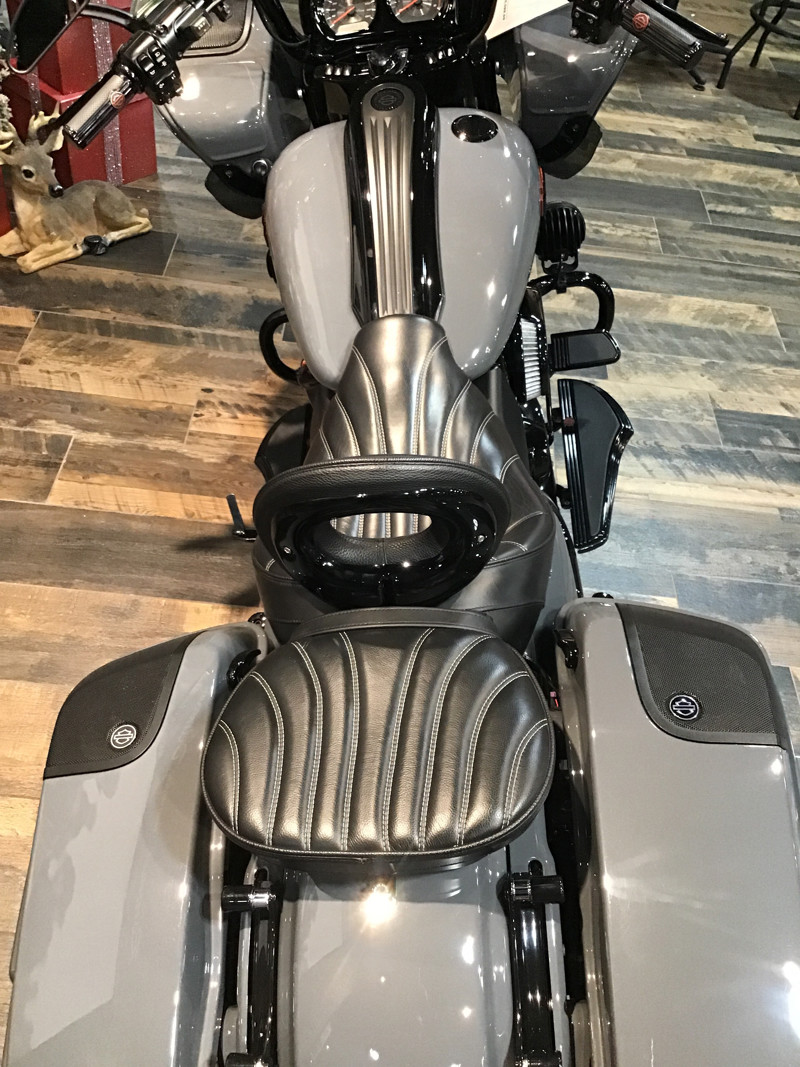 CVO® Road Glide®