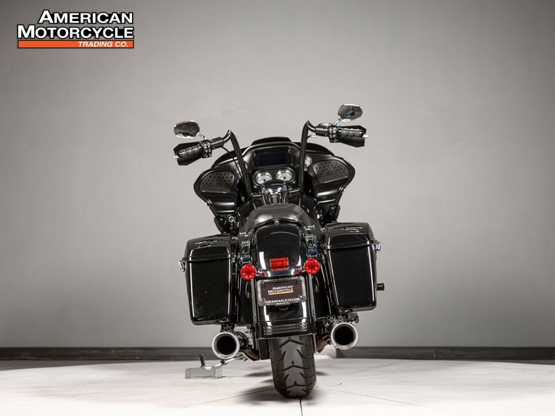 Road Glide®
