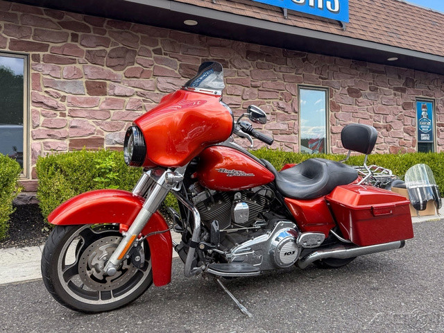 Street Glide®