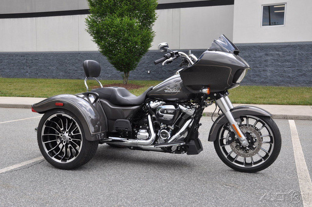 Road Glide® 3