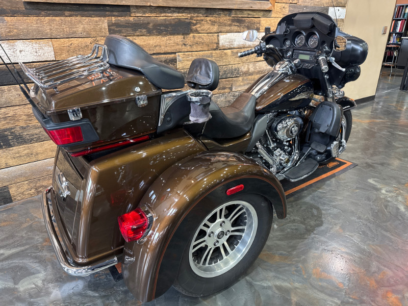 Tri Glide® Ultra Classic® 110th Anniversary