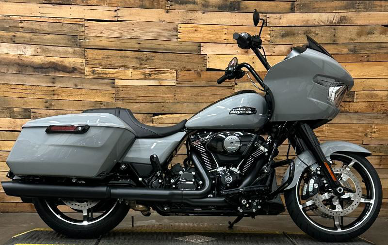 Road Glide®