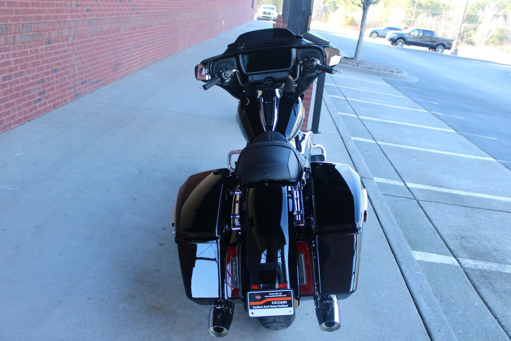 Street Glide®