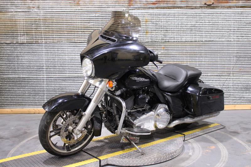 Street Glide®