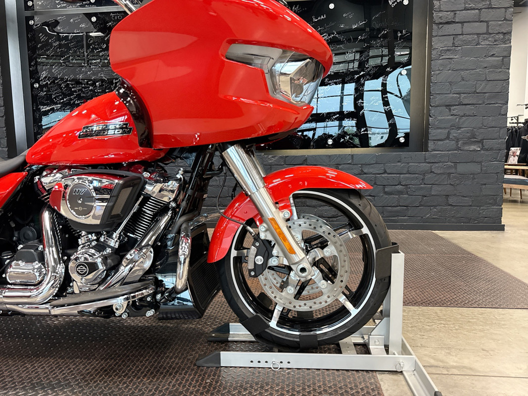 Road Glide®
