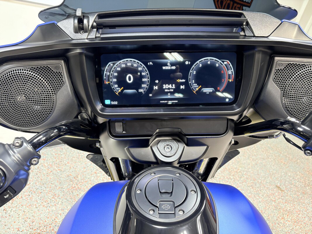 Street Glide®