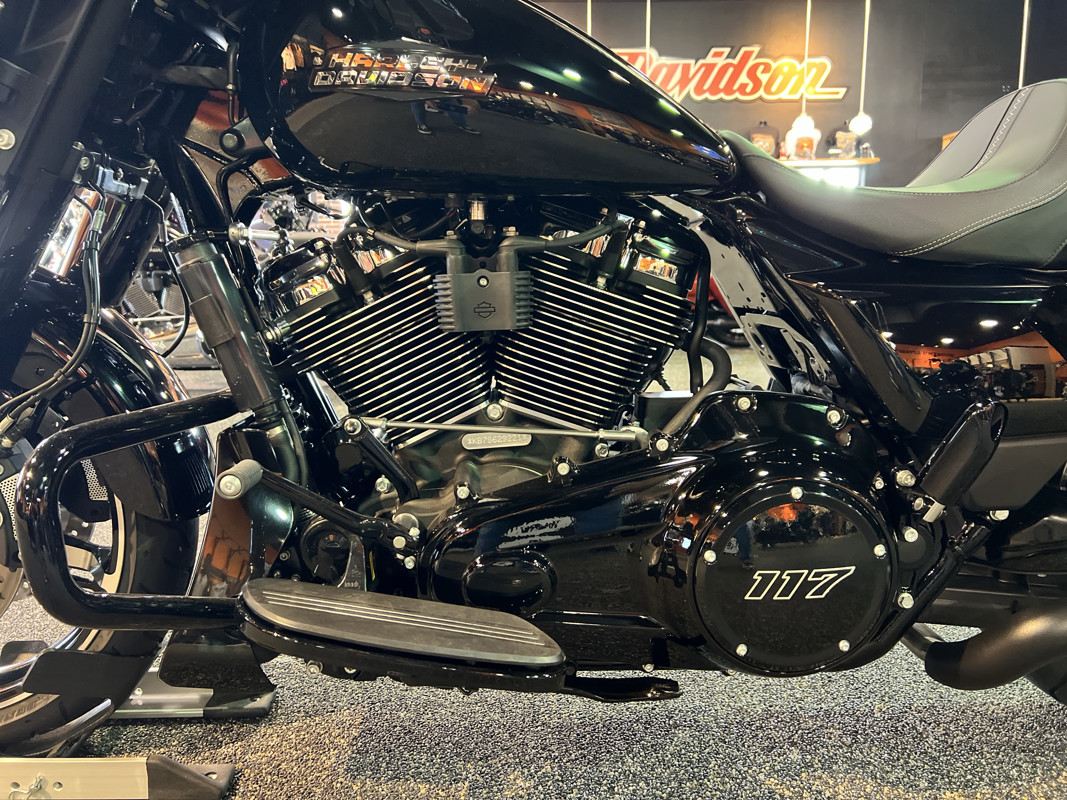 Street Glide®