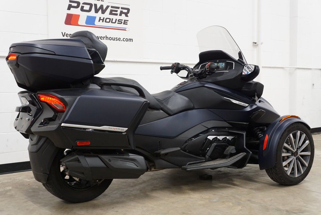 Spyder RT Sea-To-Sky