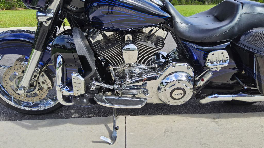 CVO® Street Glide®
