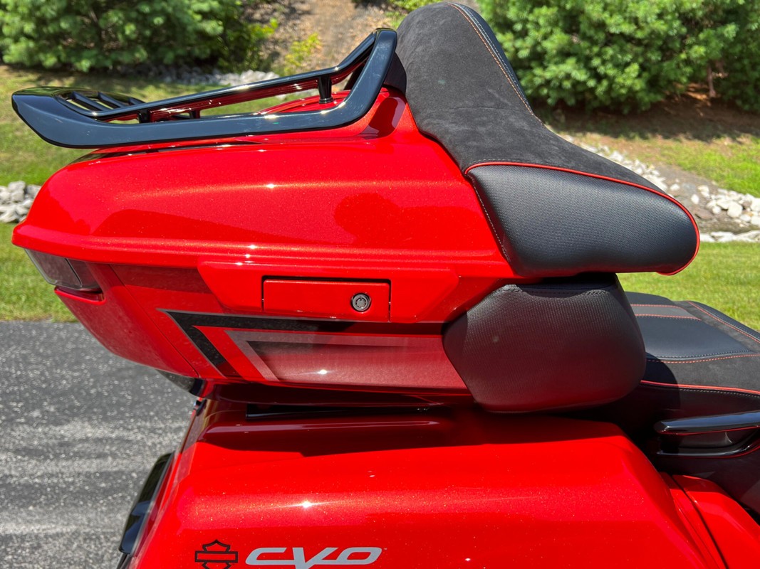 CVO® Street Glide® 3 Limited
