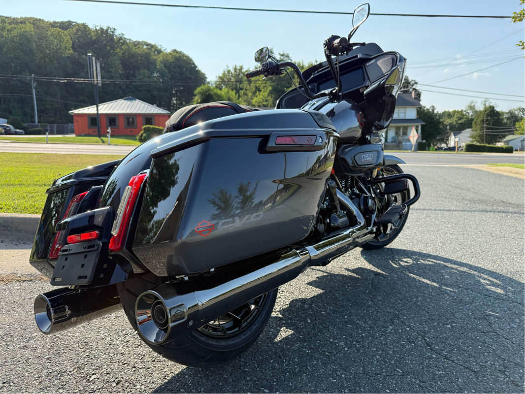 CVO® Road Glide®
