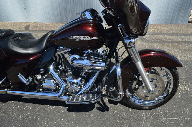 Street Glide®