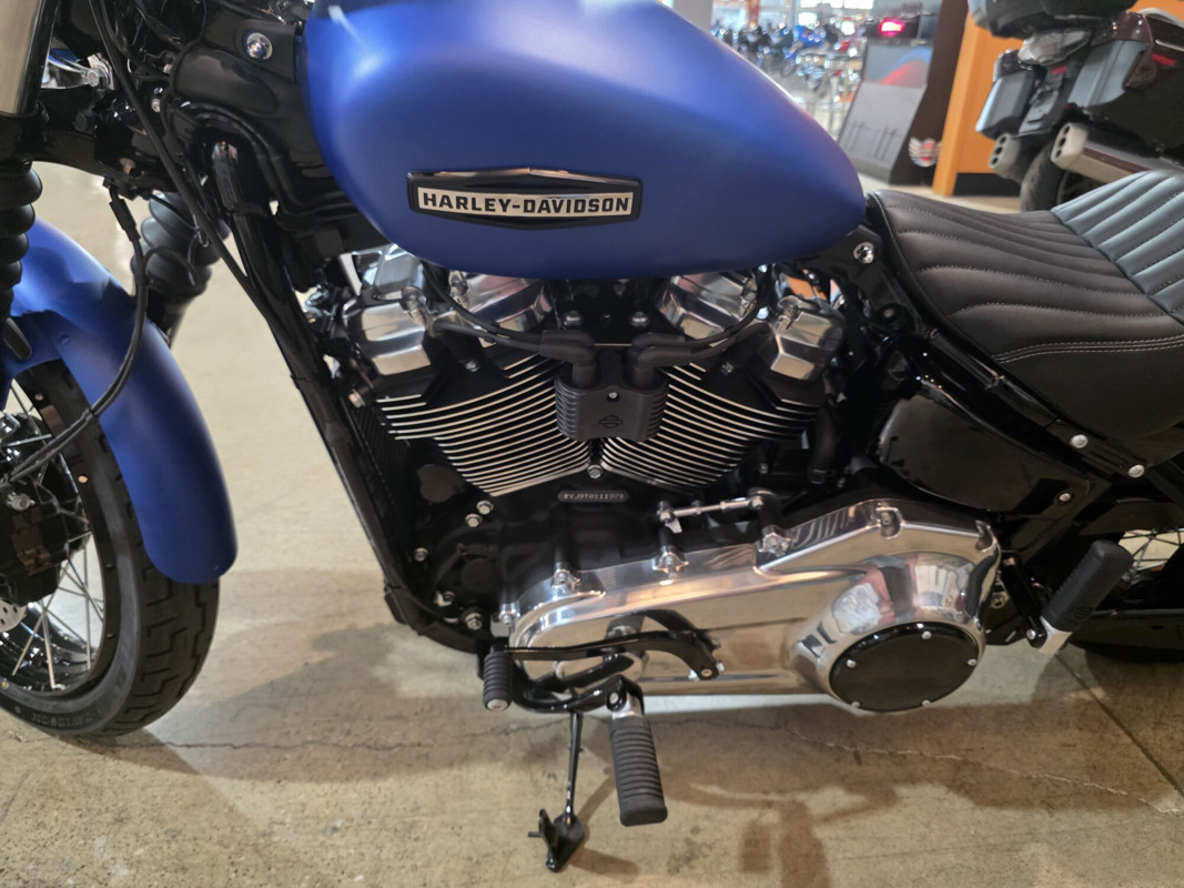 Street Bob®