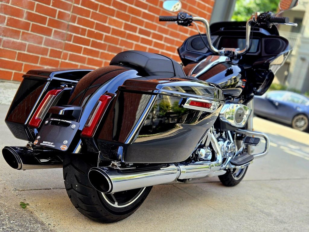 Road Glide®