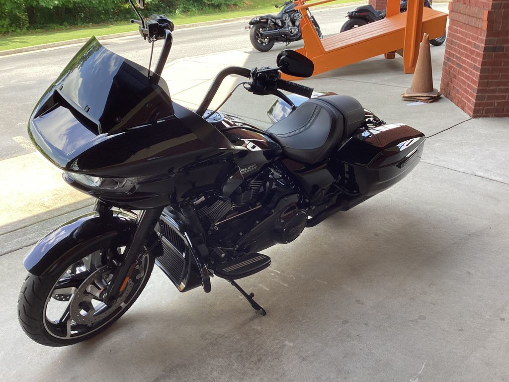 Road Glide®