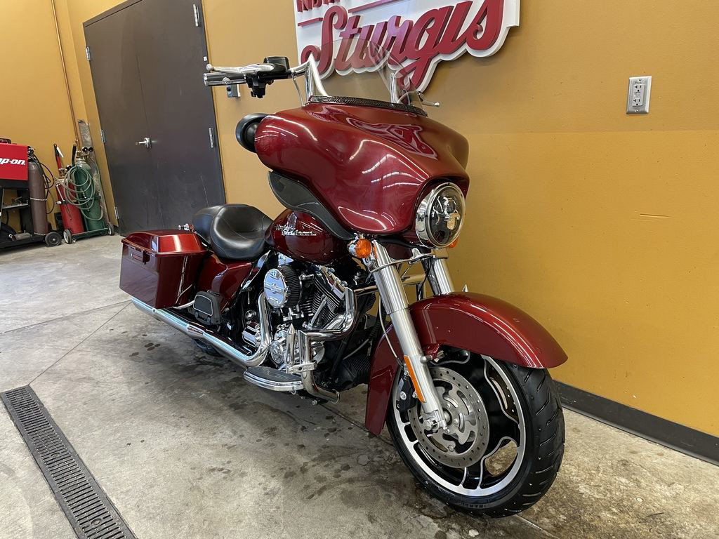 Street Glide®