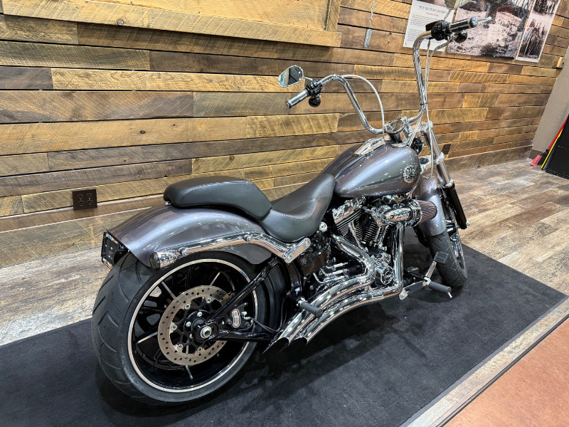 Softail® Breakout®
