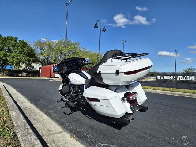 Street Glide® Limited