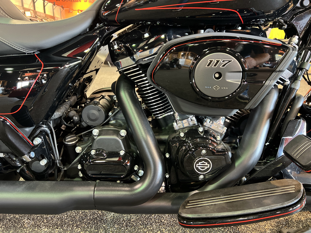 Street Glide®