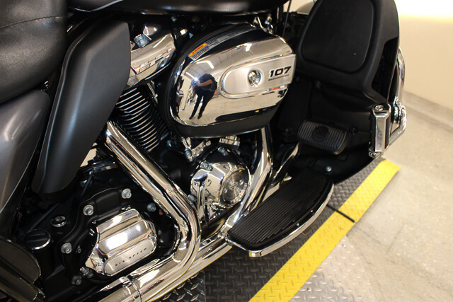 Electra Glide® Ultra Limited® Low