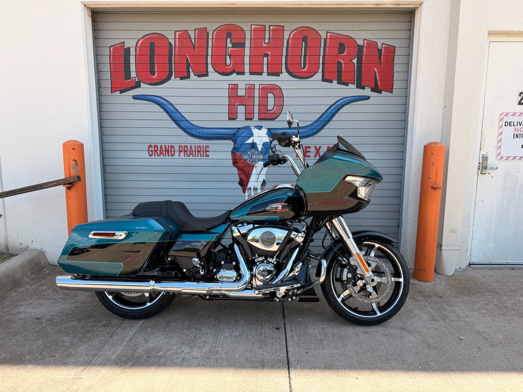 Road Glide®