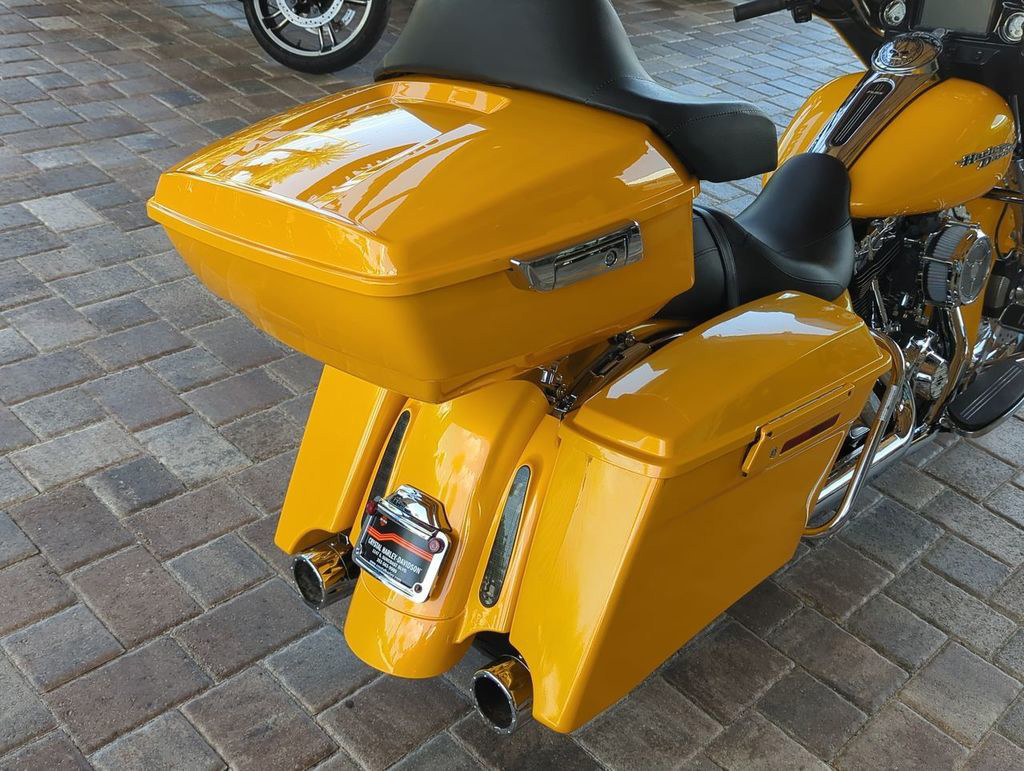 Street Glide®